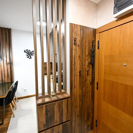 Sidro Apartment *